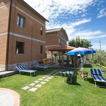 A & B Holiday Home Deiva Marina Esterno foto